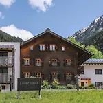 شقة فندقية Tante Anna Retreats 4*