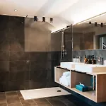Tante Anna Retreats شقة فندقية 4*