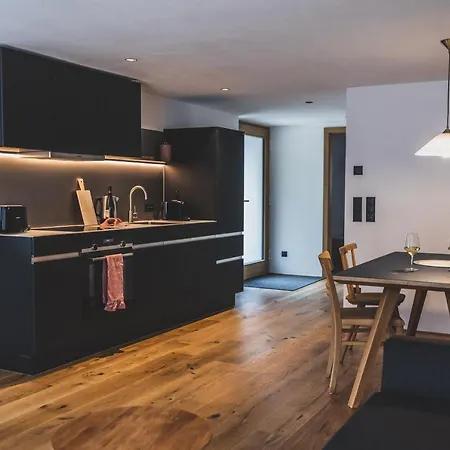 Aparthotel Tante Anna - Retreats Mit Weitblick 4*